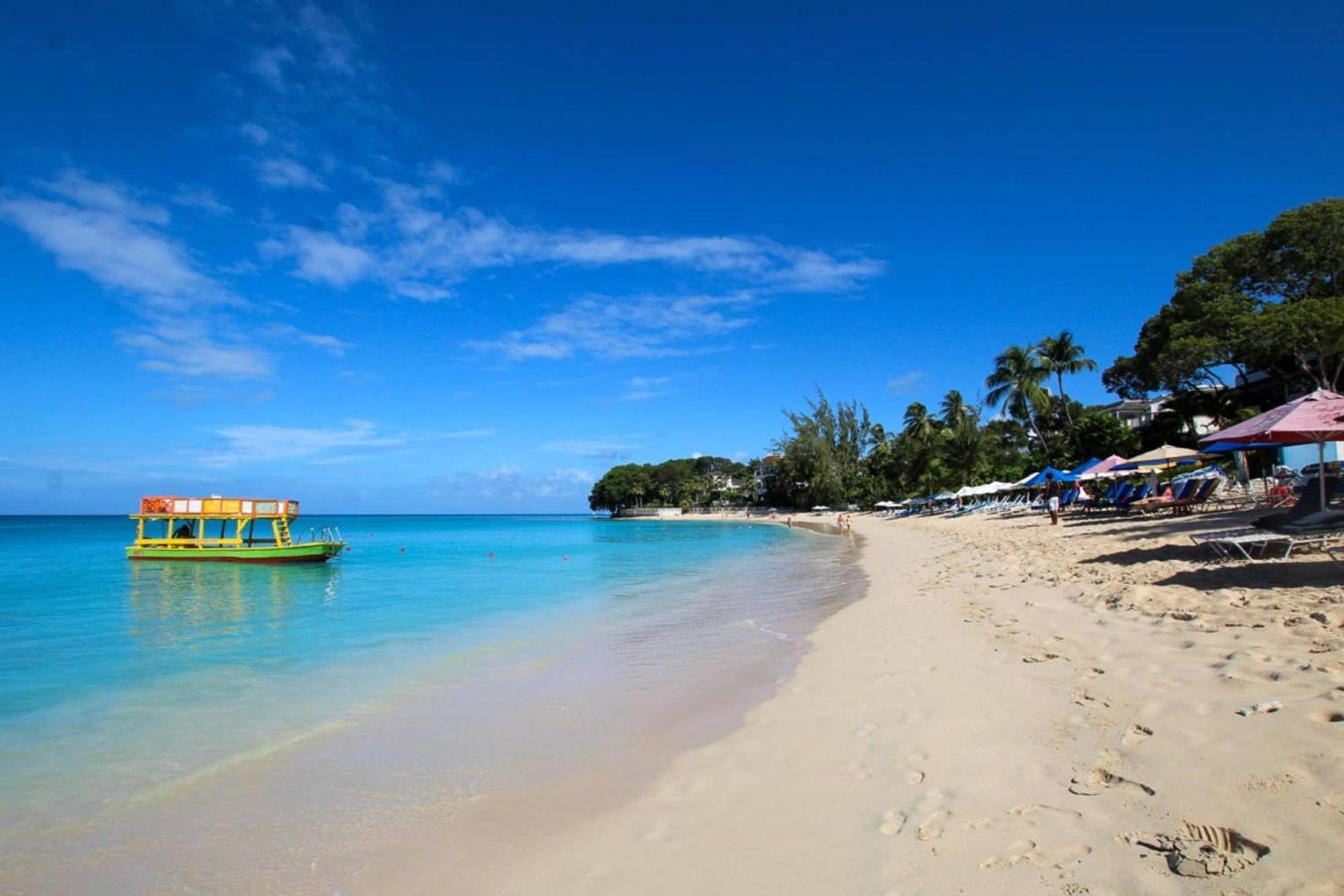 Bora Bora By Blue Sky Luxury Apartment Paynes Bay Room photo