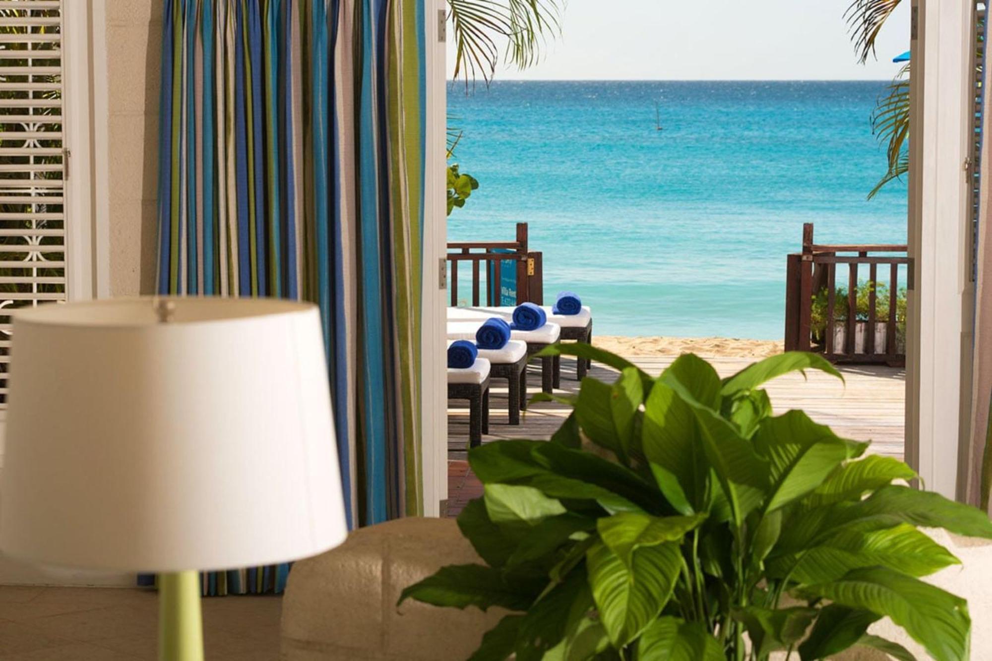 Bora Bora By Blue Sky Luxury Apartment Paynes Bay Room photo